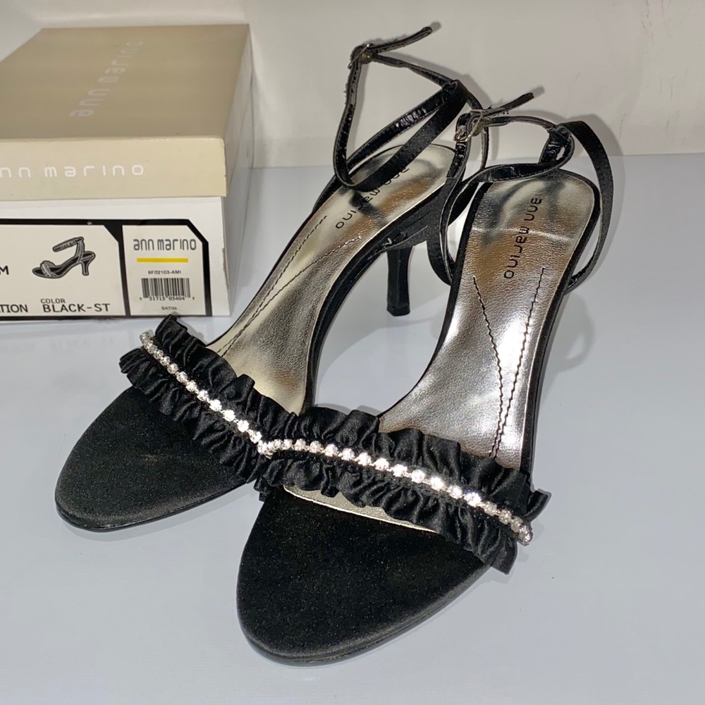 🧡 Ann Marino ruffle & rhinestone high heels 8.5M